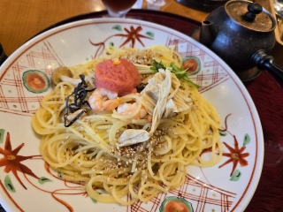 喞
